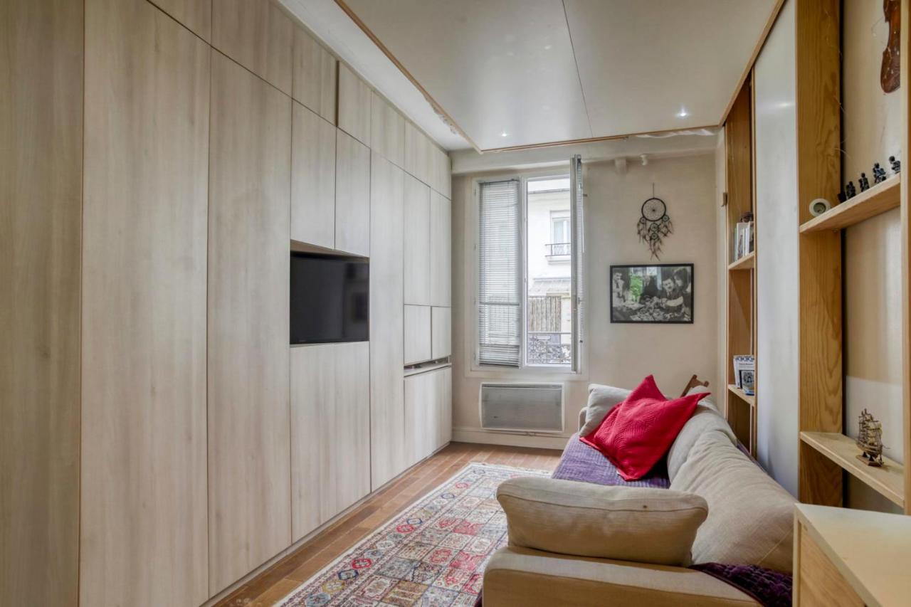 Hidden Abode With Large Patio In Buttes-Chaumont - Paris Exteriör bild